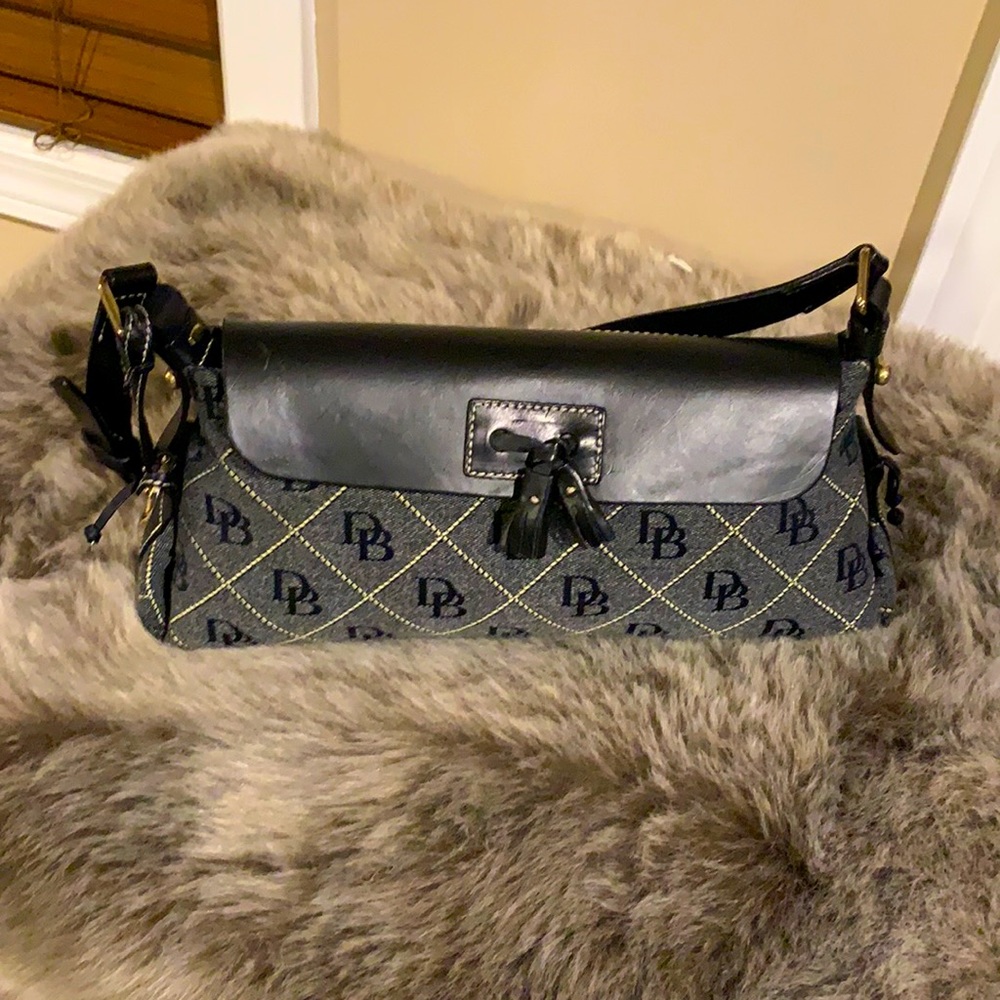 Dooney  and bourke